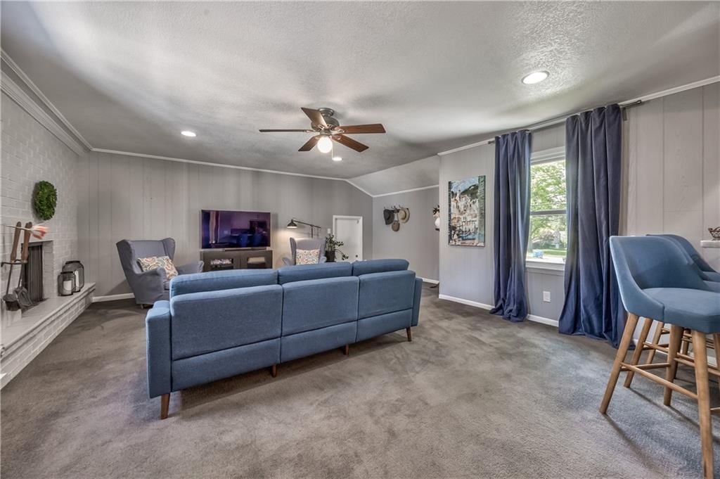 7845 Pawnee Drive — photo 14
