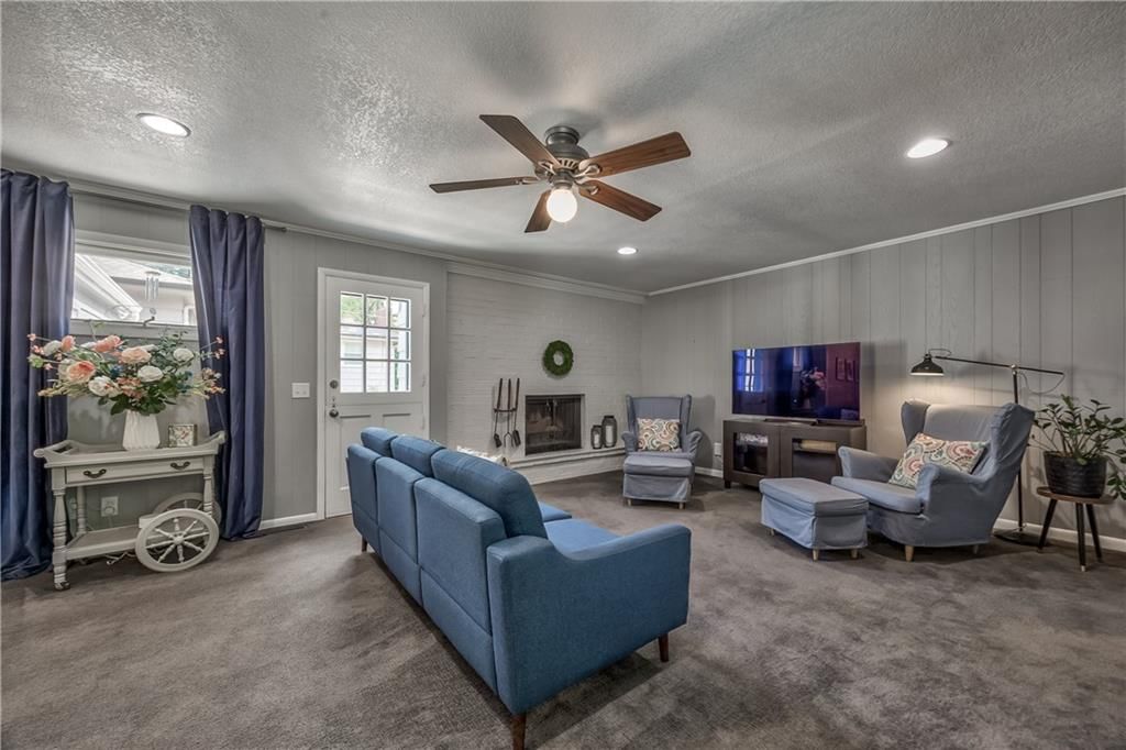 7845 Pawnee Drive — photo 16