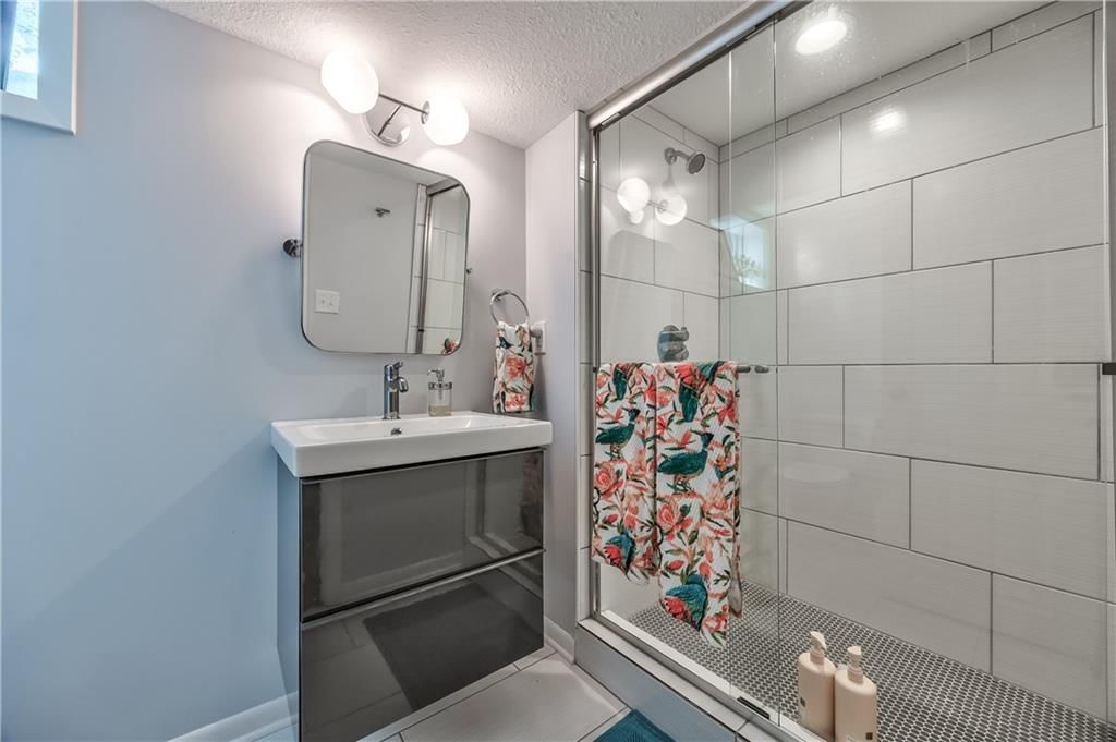 7845 Pawnee Drive — photo 32