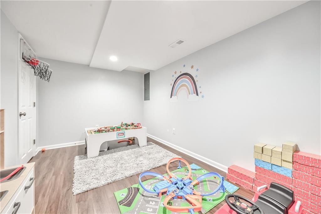 7845 Pawnee Drive — photo 33