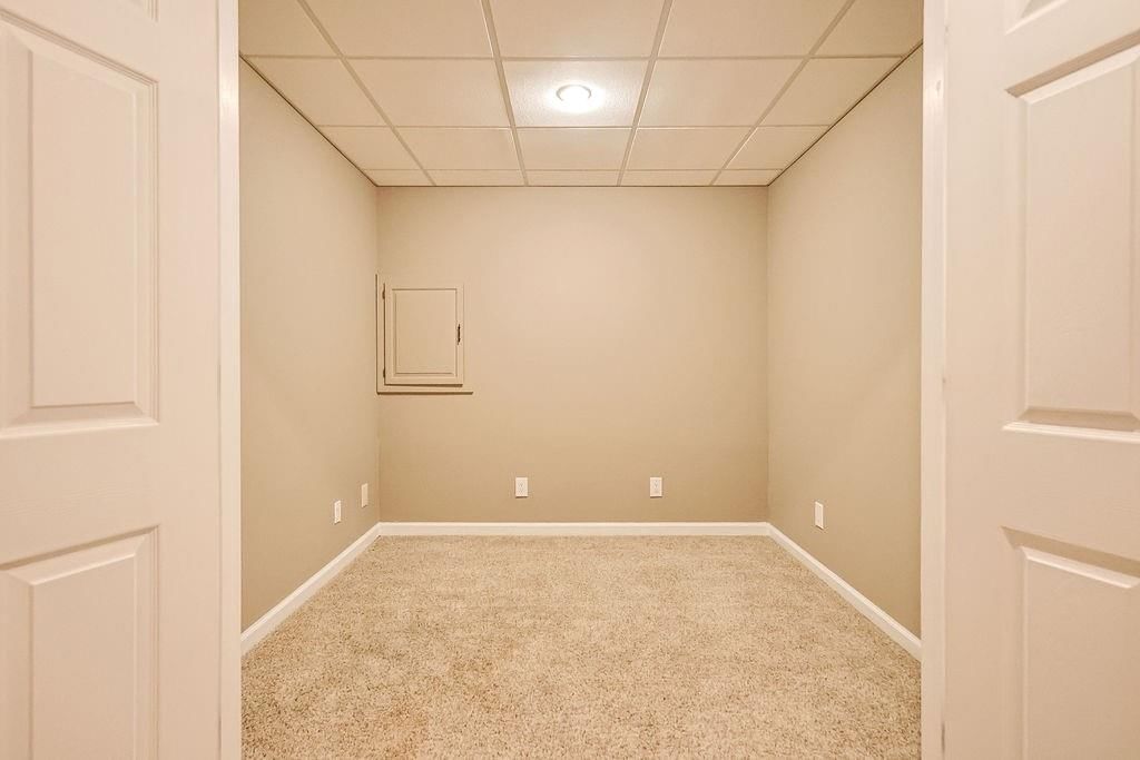 3218 Morton Lane — photo 33