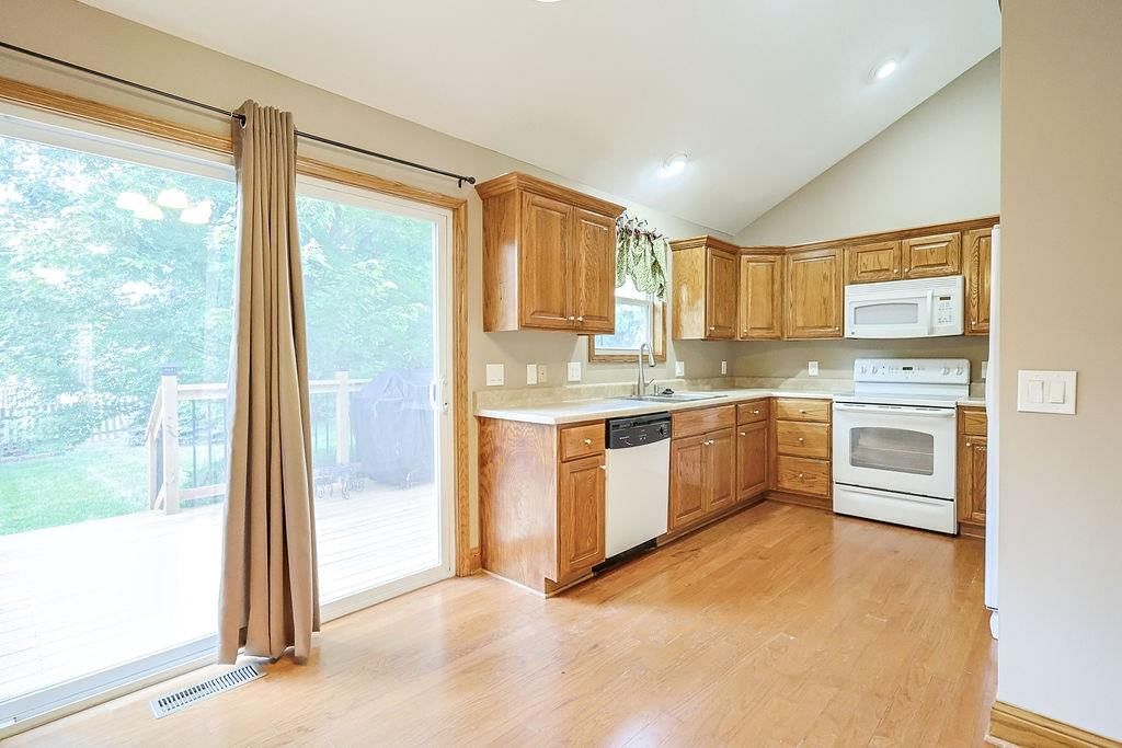 3218 Morton Lane — photo 8