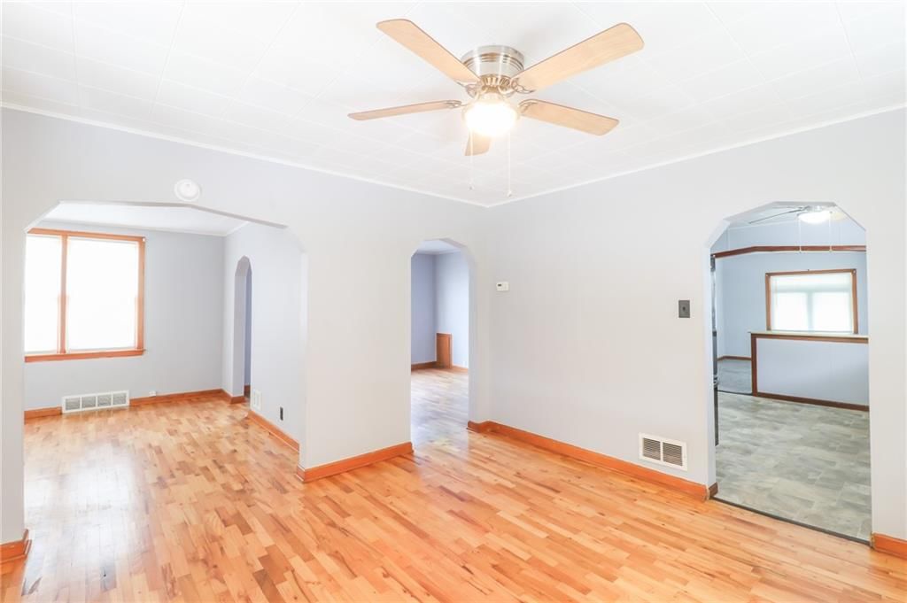 6327 Carnegie Street — photo 3