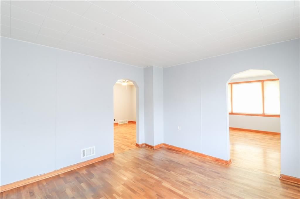 6327 Carnegie Street — photo 8