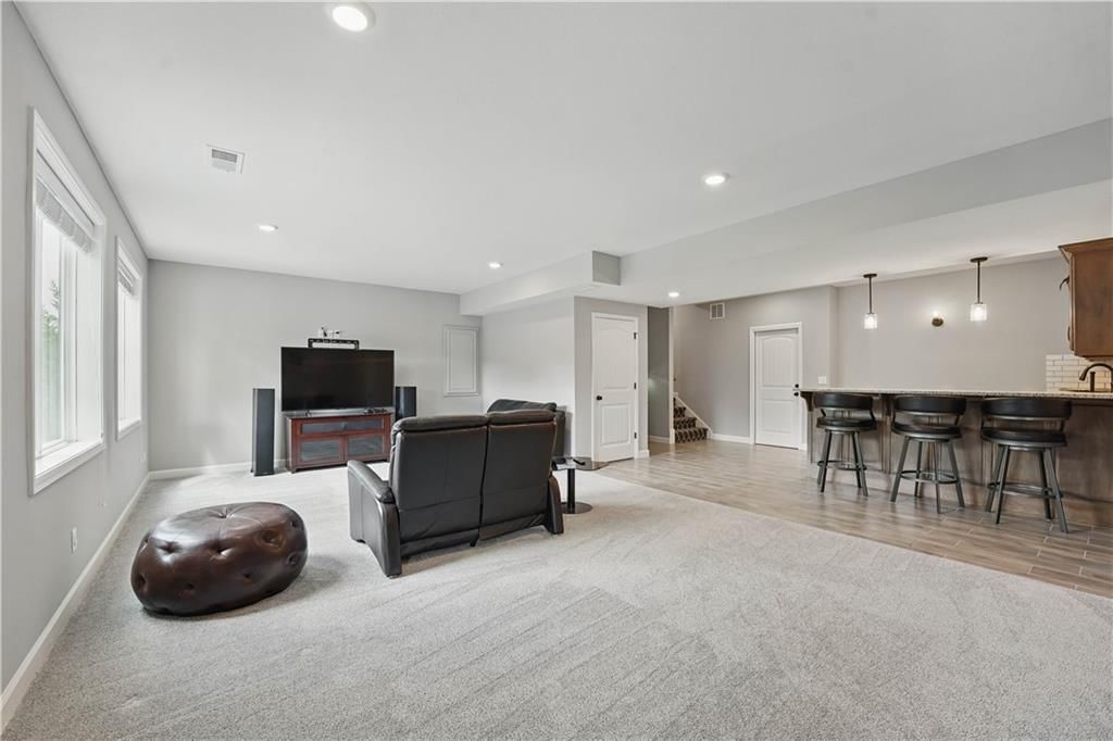 6718 NW 105th Street — photo 41