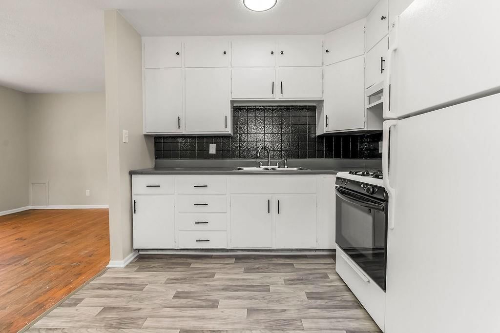 1607 N Cherokee Street — photo 9