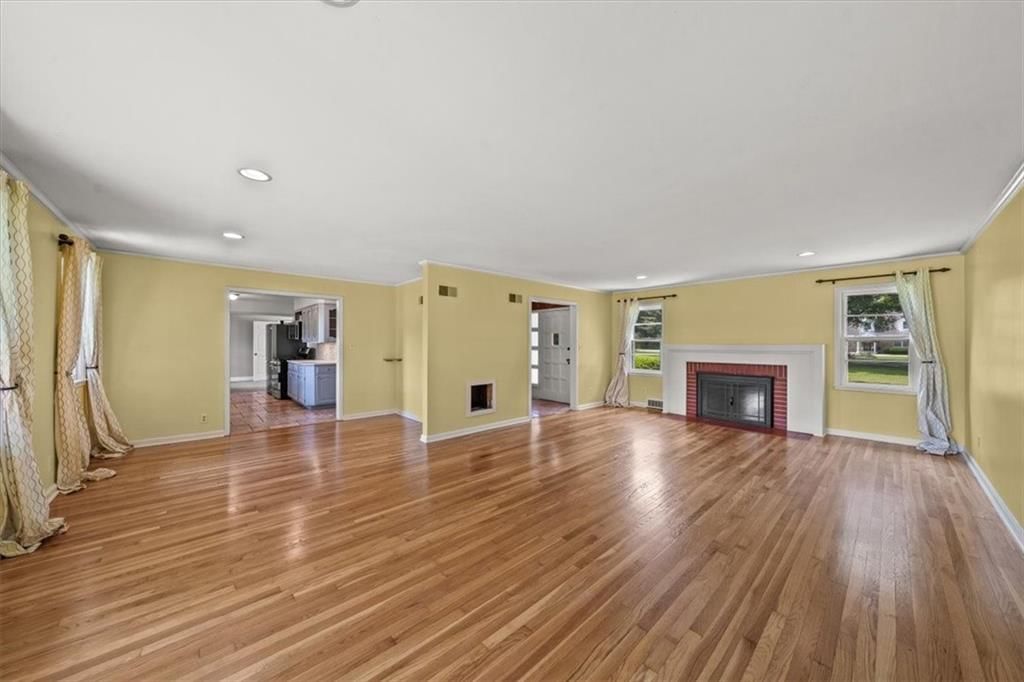 2306 Red Bridge Terrace — photo 8