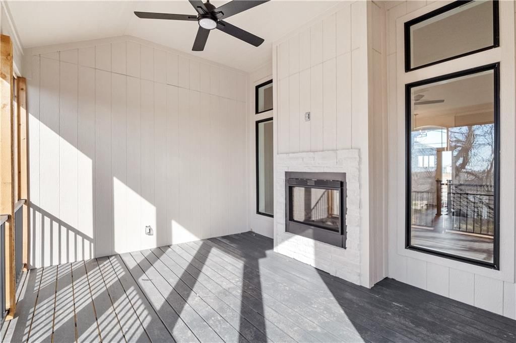 Photo 32 of 36 - 25437 W 149th Terrace, Olathe, KS 66061