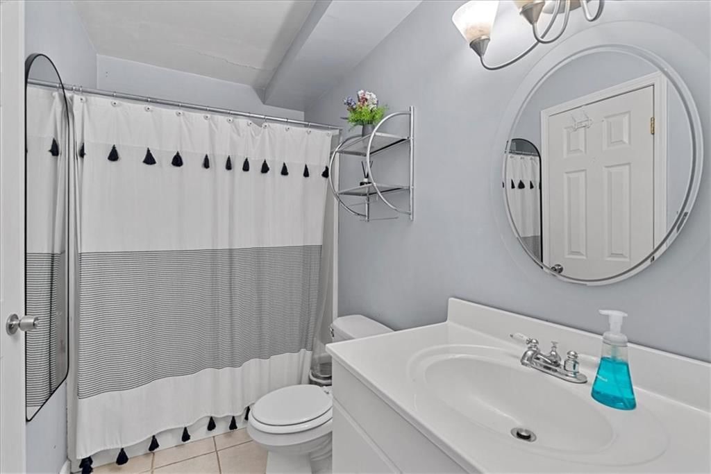 1405 W 40th Street — photo 19
