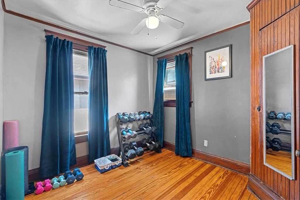 1405 W 40th Street — photo 23