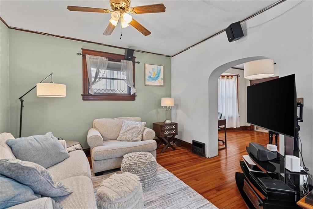 1405 W 40th Street — photo 7