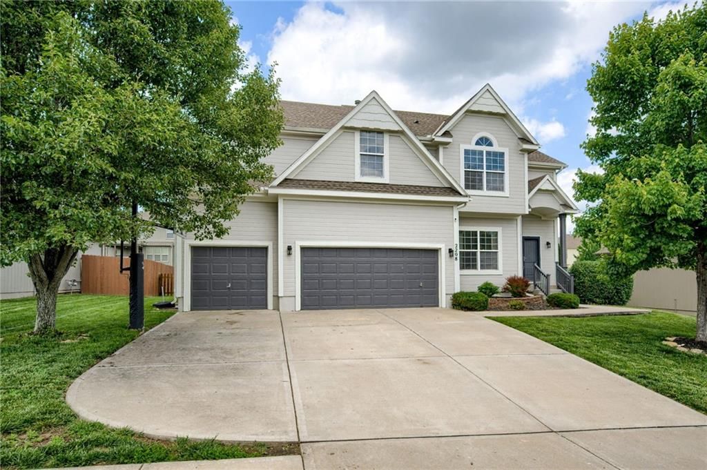 2208 SW Hawk View Road — photo 2
