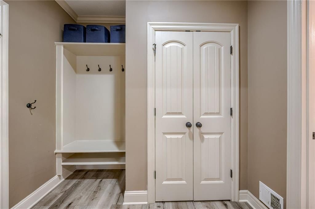 2208 SW Hawk View Road — photo 16