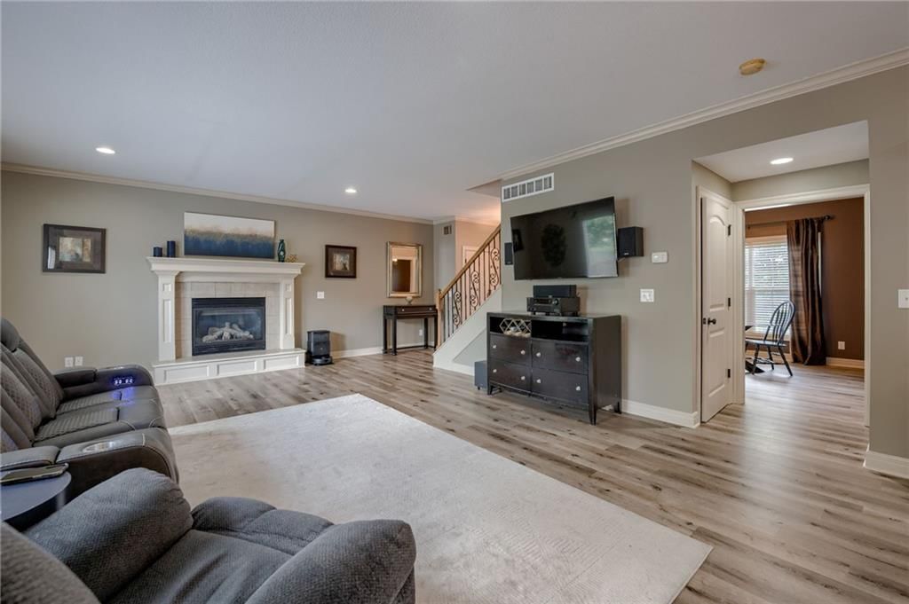2208 SW Hawk View Road — photo 3