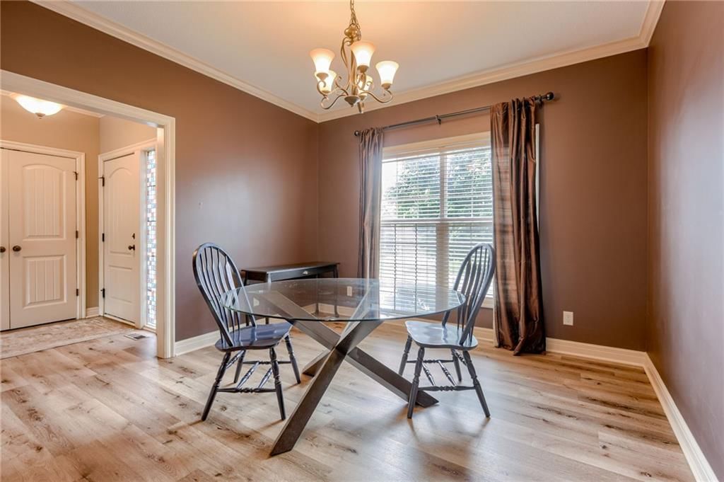 2208 SW Hawk View Road — photo 6
