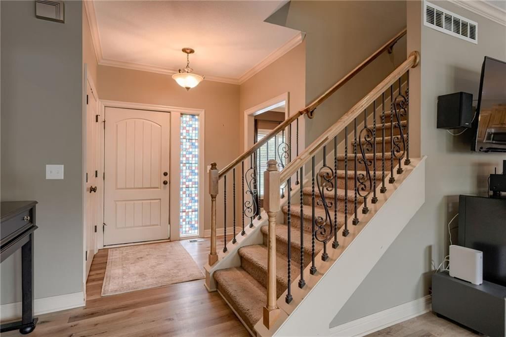 2208 SW Hawk View Road — photo 8
