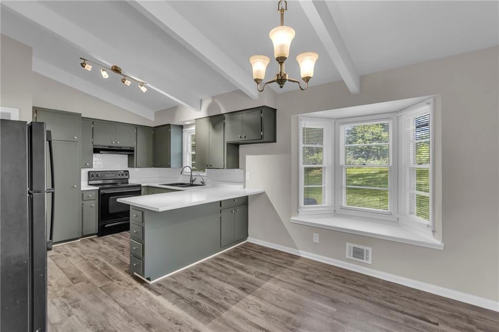 6404 N Wayne Avenue — photo 12