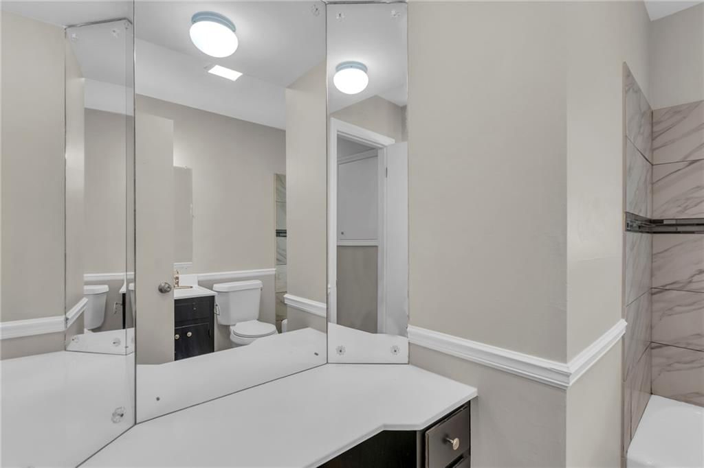 6404 N Wayne Avenue — photo 19