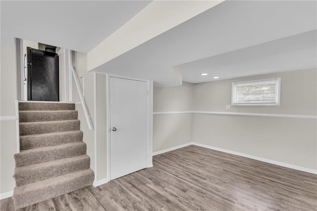 6404 N Wayne Avenue — photo 27
