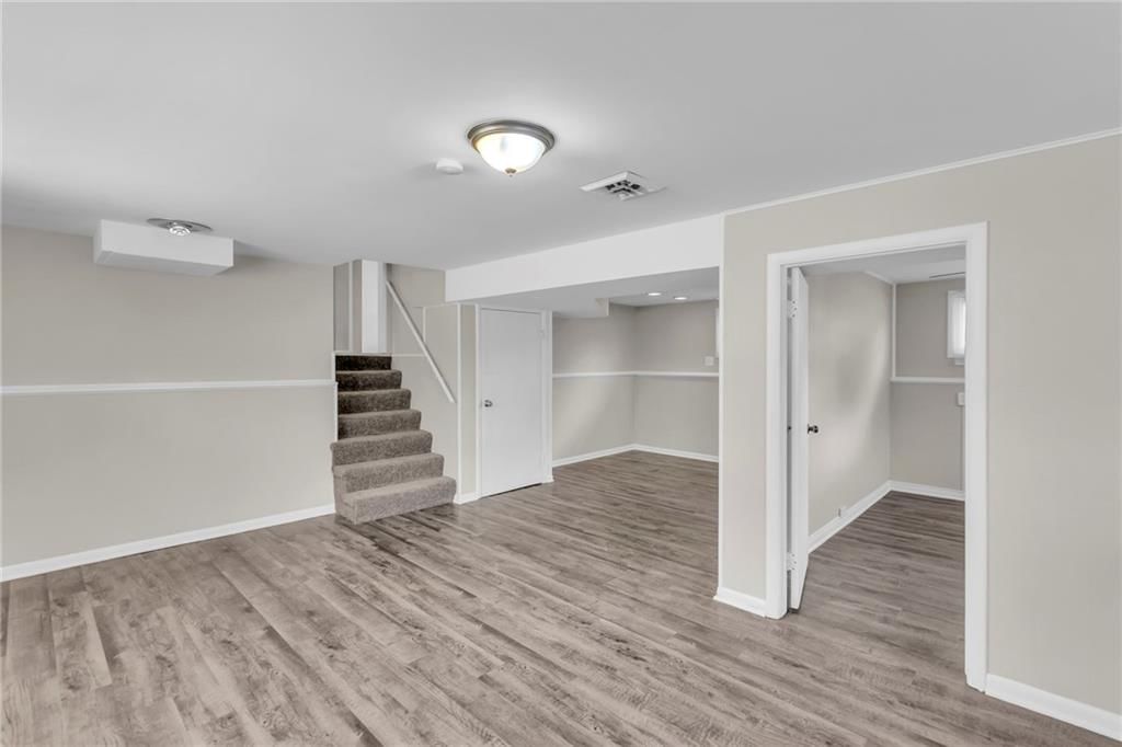 6404 N Wayne Avenue — photo 28