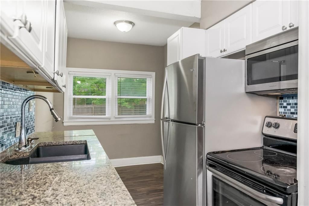 9318 NOLAND Road — photo 12