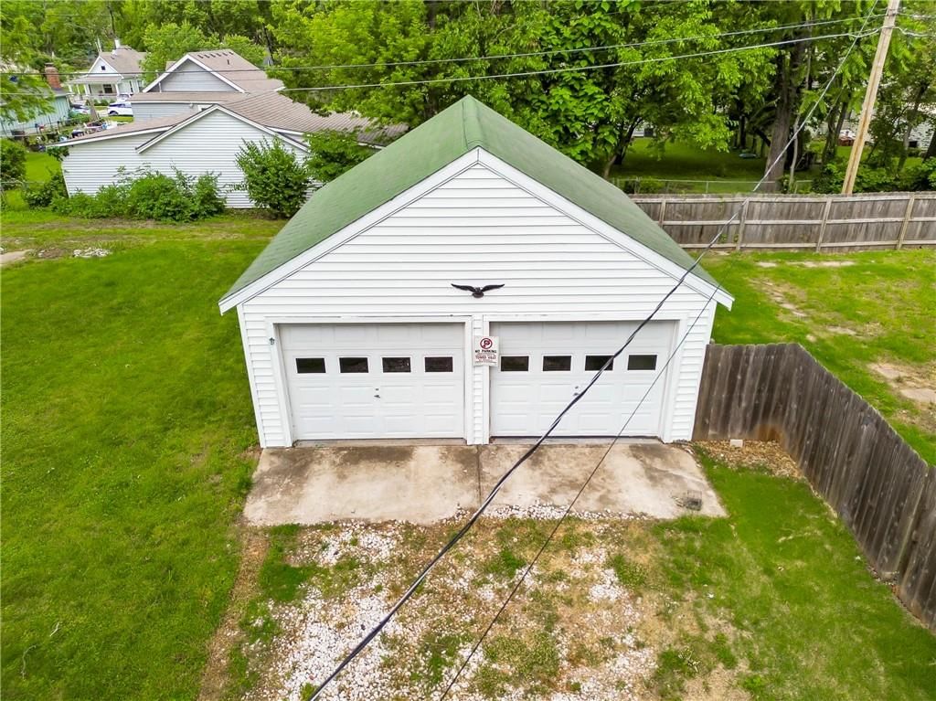 9318 NOLAND Road — photo 35