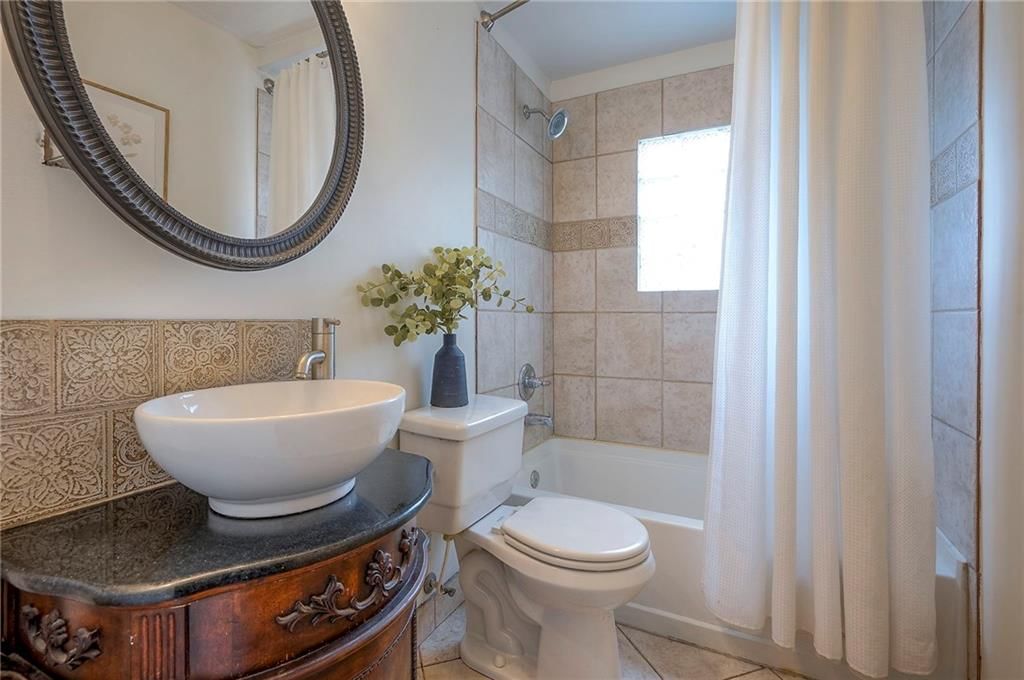 5718 W 101st Terrace — photo 24