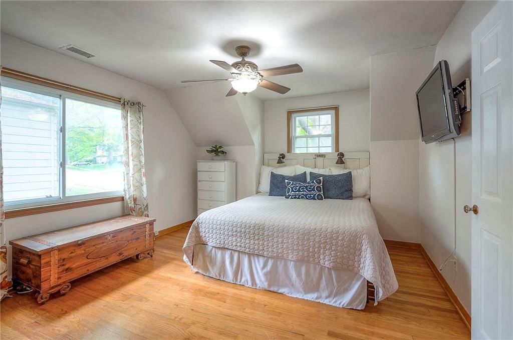5718 W 101st Terrace — photo 31