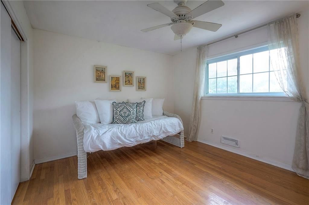 5718 W 101st Terrace — photo 34