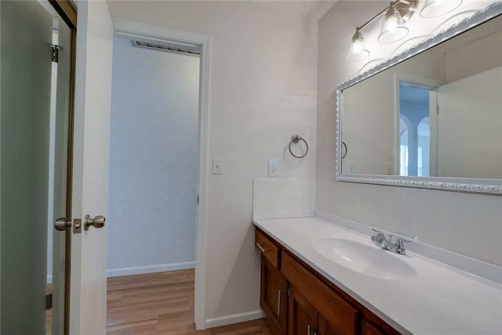 1506 N Holland Court — photo 19