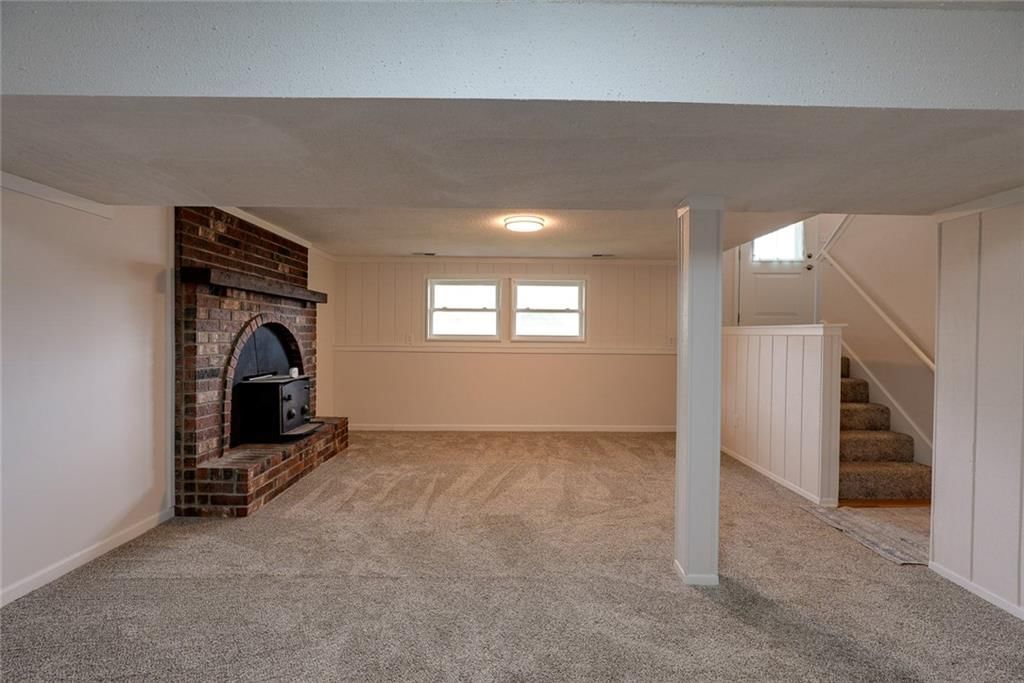 1506 N Holland Court — photo 32