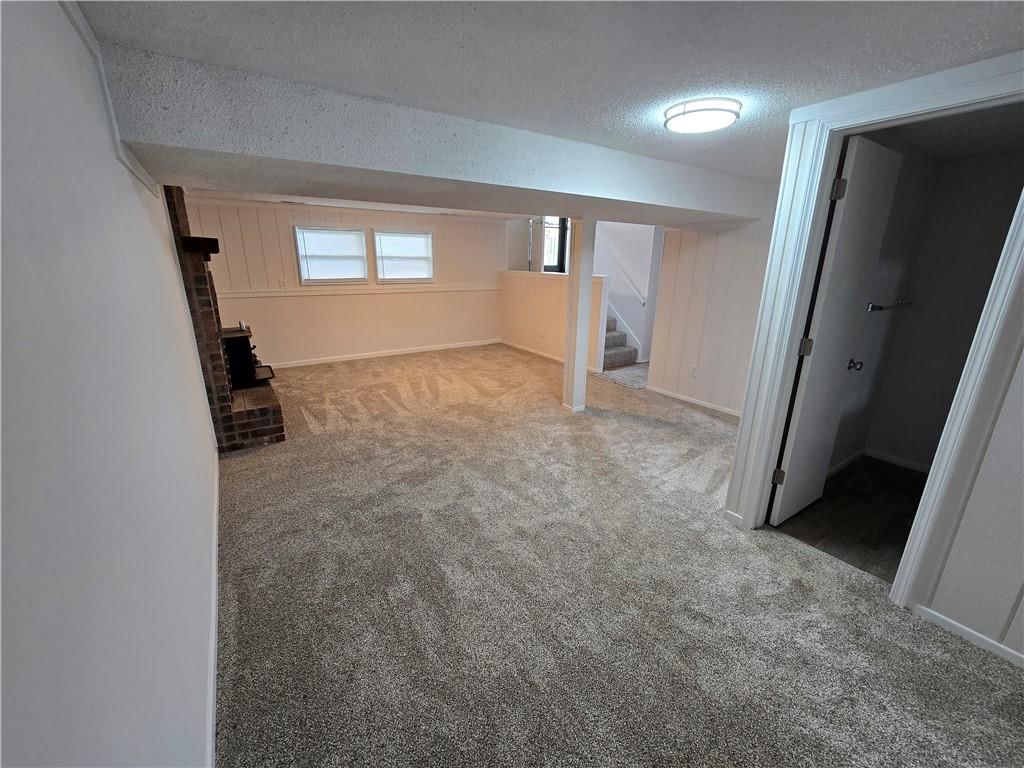 1506 N Holland Court — photo 33