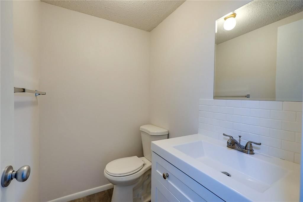 1506 N Holland Court — photo 34