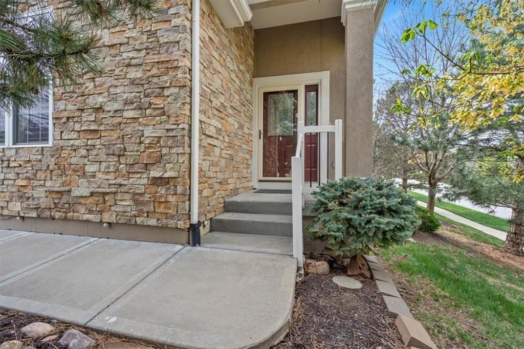 11545 S Bell Court Drive — photo 2