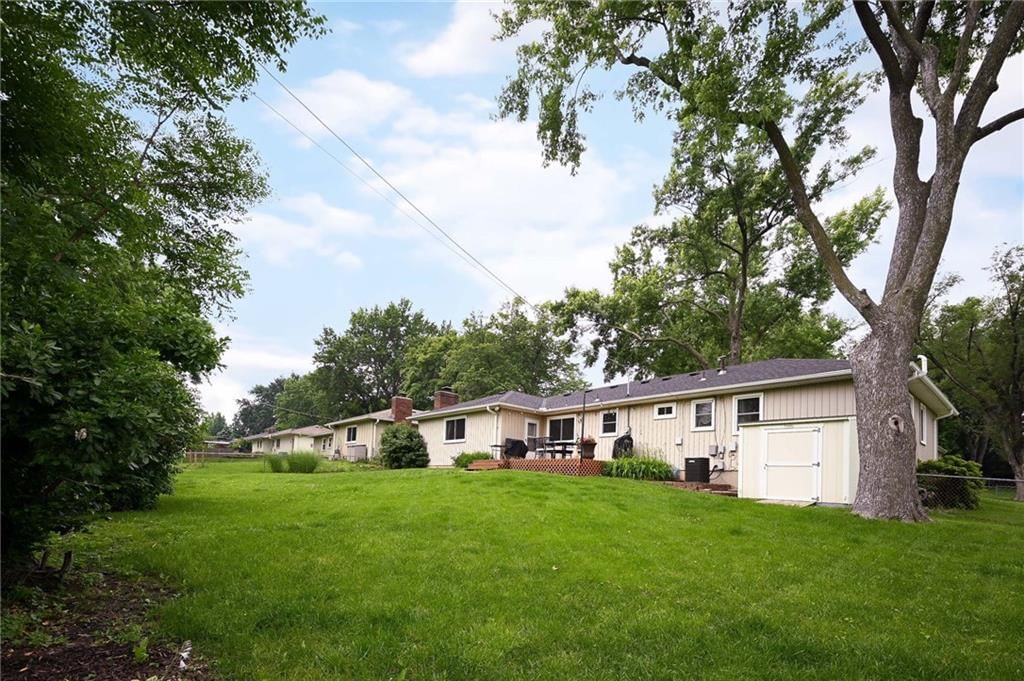 6921 Ballentine Street — photo 23