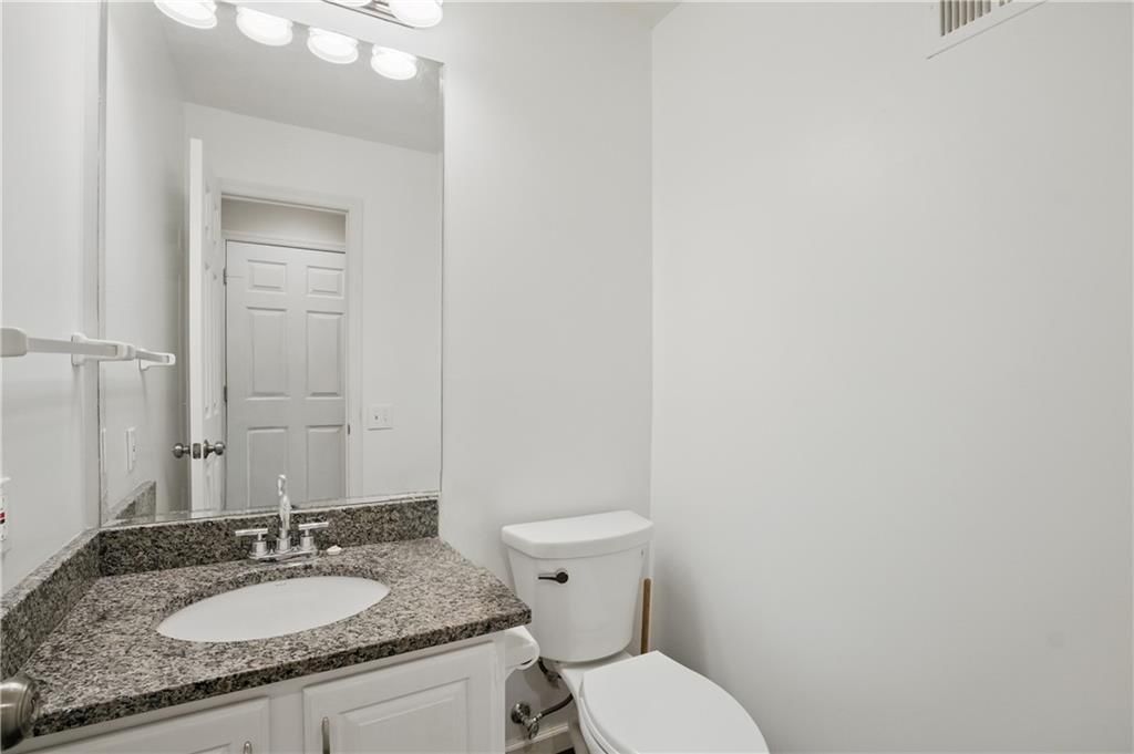 10547 Foster Street — photo 12