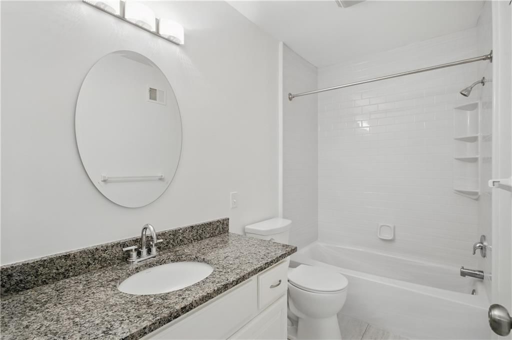 10547 Foster Street — photo 17