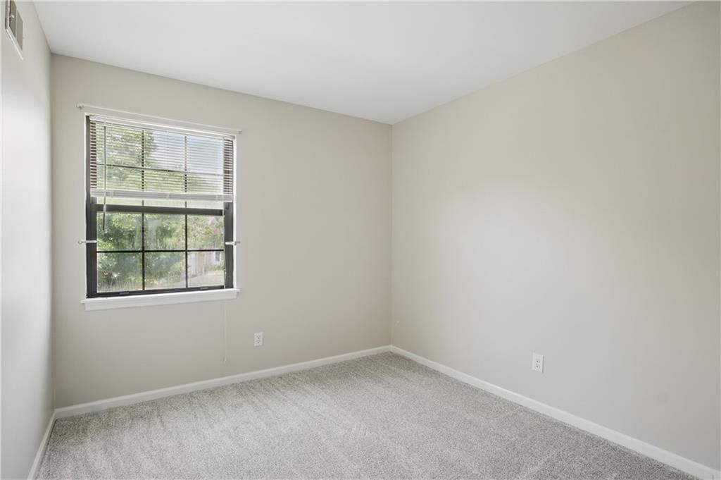 10547 Foster Street — photo 19