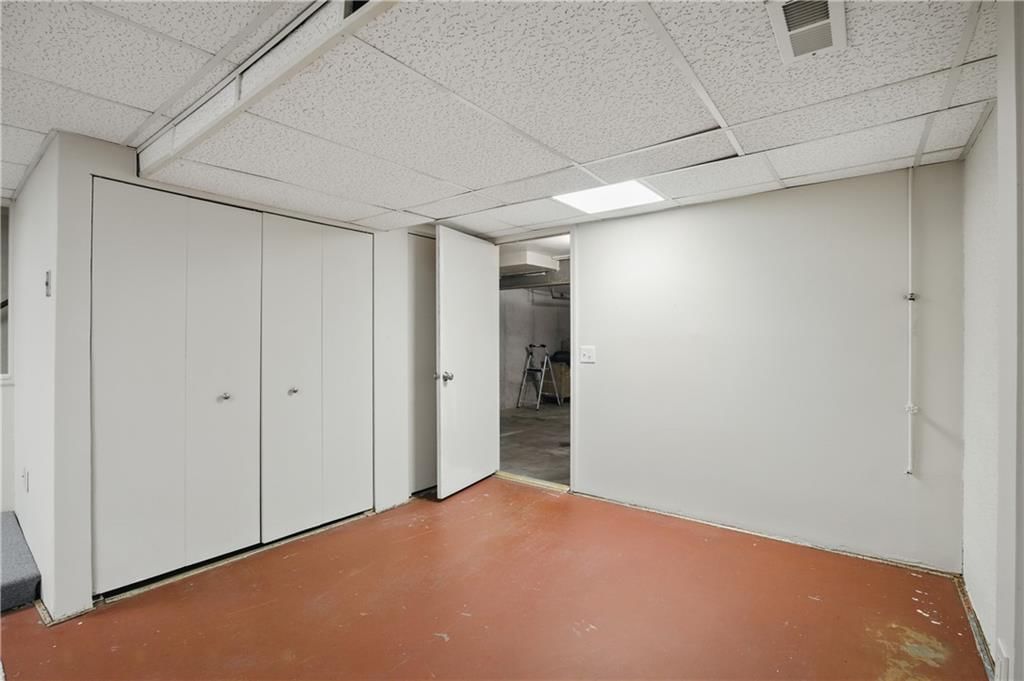 10547 Foster Street — photo 21