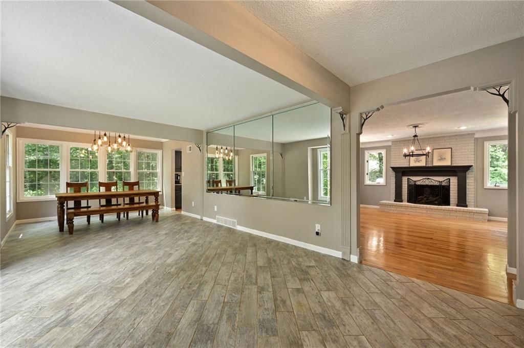 8 Apache Drive — photo 16