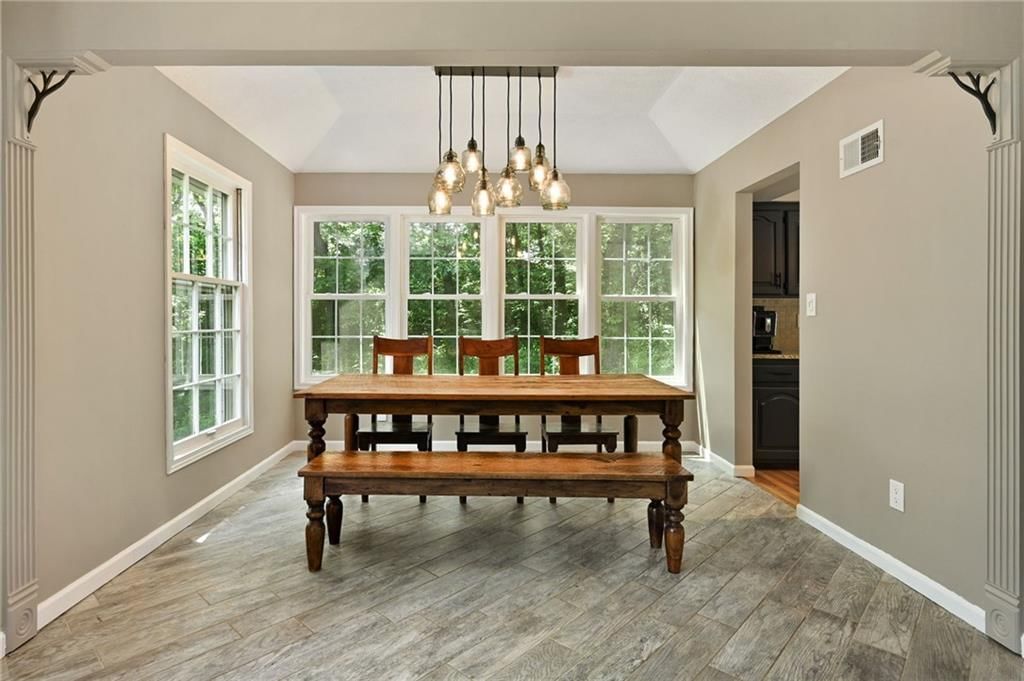 8 Apache Drive — photo 18