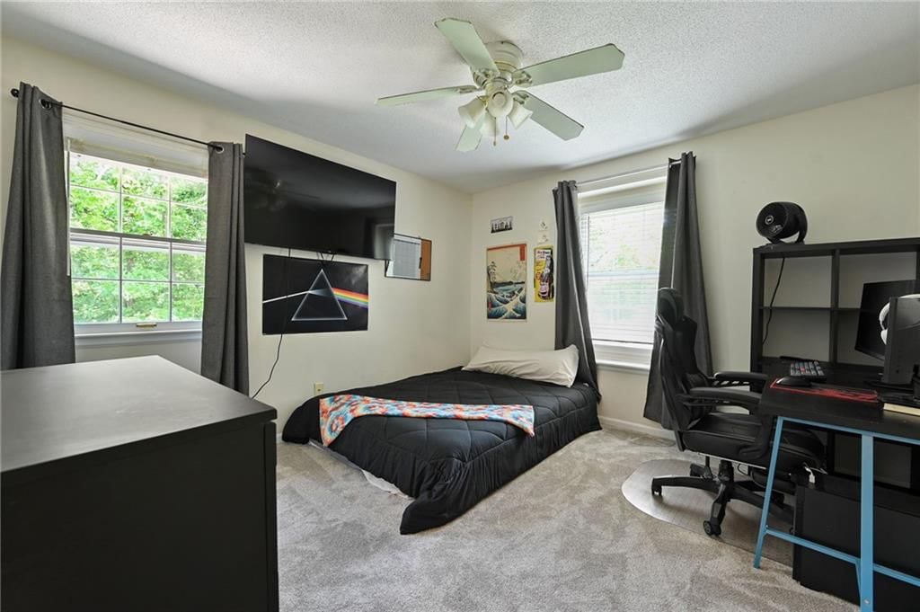 8 Apache Drive — photo 31