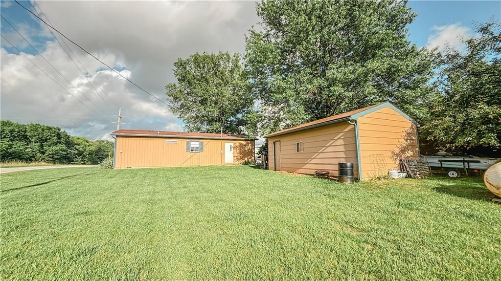 254 Sycamore Drive — photo 2