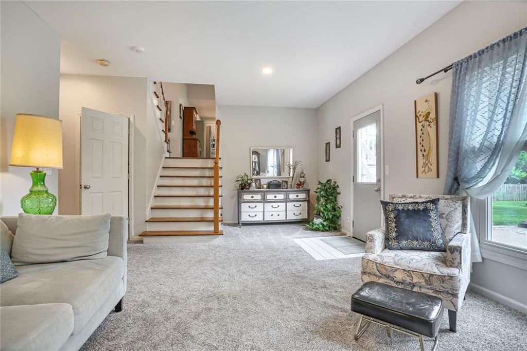 175 W Colleen Drive — photo 9