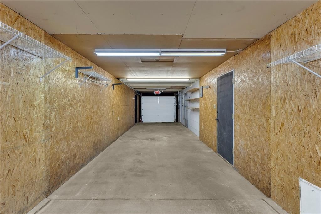 618 W Charles Court — photo 33