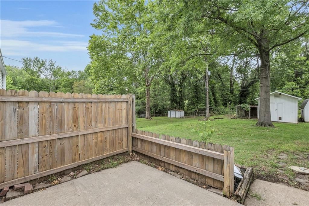 618 W Charles Court — photo 42