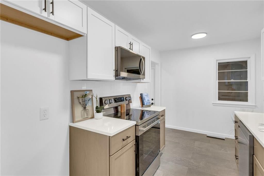 618 W Charles Court — photo 10