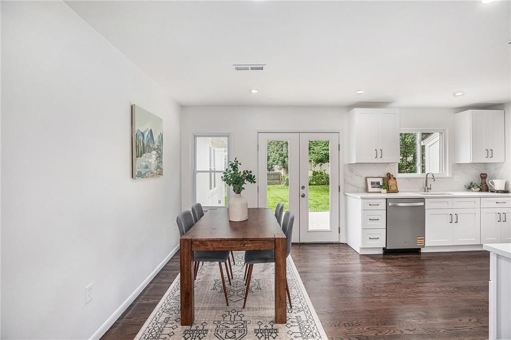 6911 W 72nd Street — photo 11