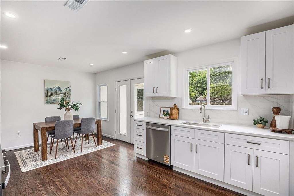 6911 W 72nd Street — photo 15