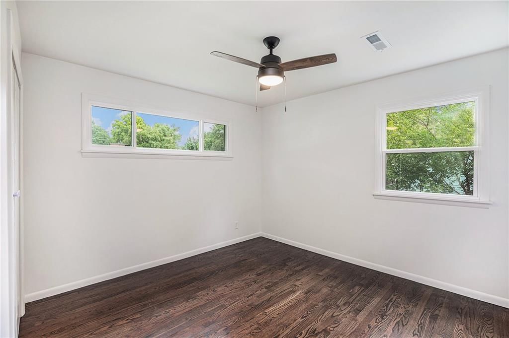 6911 W 72nd Street — photo 23